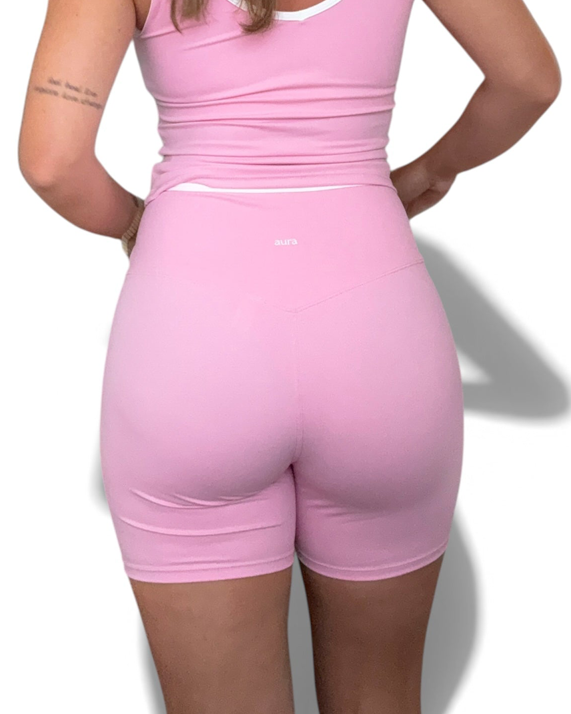 Short lineas rosa